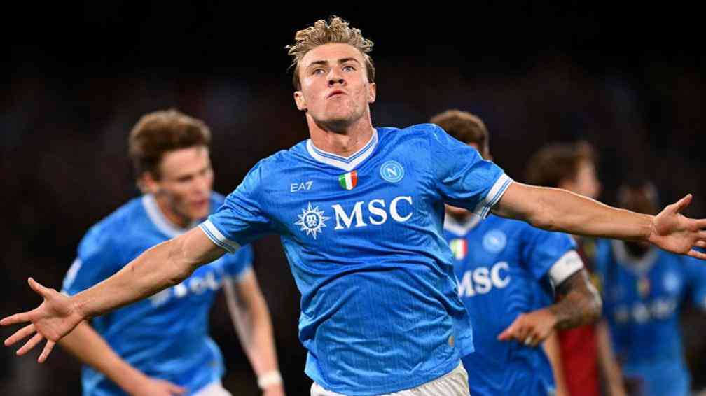 Serie A Weekend Roundup: Napoli Go Top, Roma Rally to Victory, and Milan Held by Juventus | MirrorLog